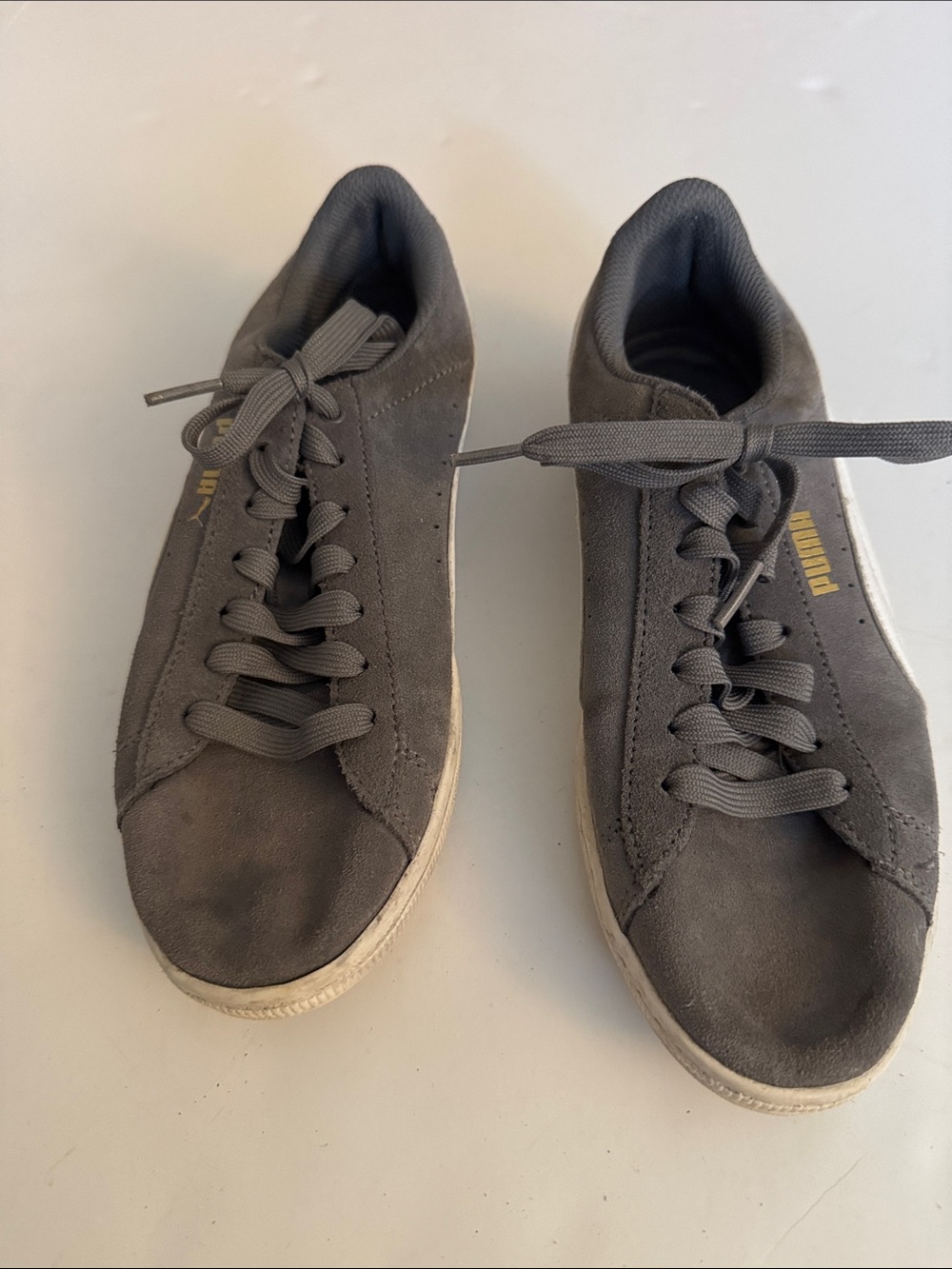 Puma Gray Suede Low-Top Sneakers size 8
